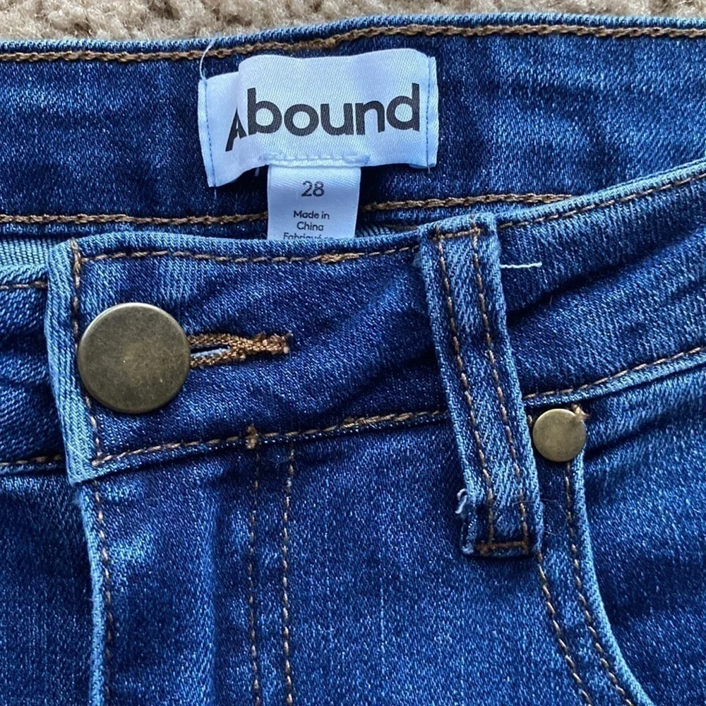 Abound High Rise Skinny Jeans Dark Wash Size 28 - Picture 2 of 6